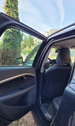 Volvo V70 cena 36900 przebieg: 365000, rok produkcji 2014 z Wołomin małe 121